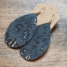 Load image into Gallery viewer, Charcoal Gray Wildwood Leather Earring