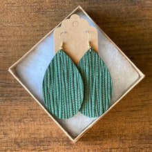 Load image into Gallery viewer, Pine Green Palm Leather Earring