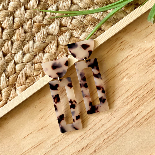 Light Tortoise Rectangle Stack
