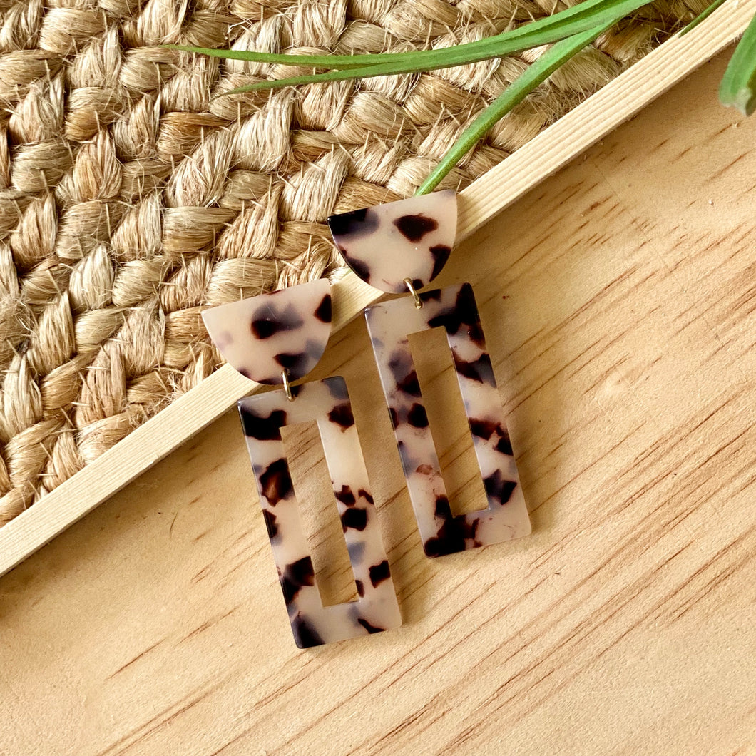 Light Tortoise Rectangle Stack