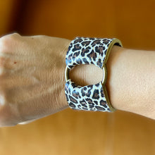 Load image into Gallery viewer, Chocolate Leopard Wide Cuff