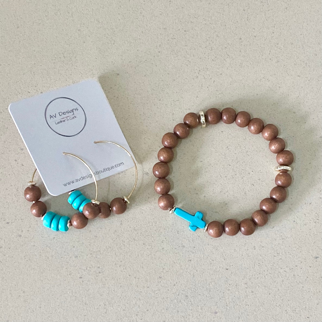 Turquoise and Wood Bracelet and Earring Setv